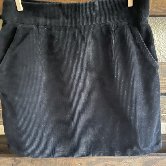 Topshop Moto Black corduroy mini skirt - Picture 2 of 4
